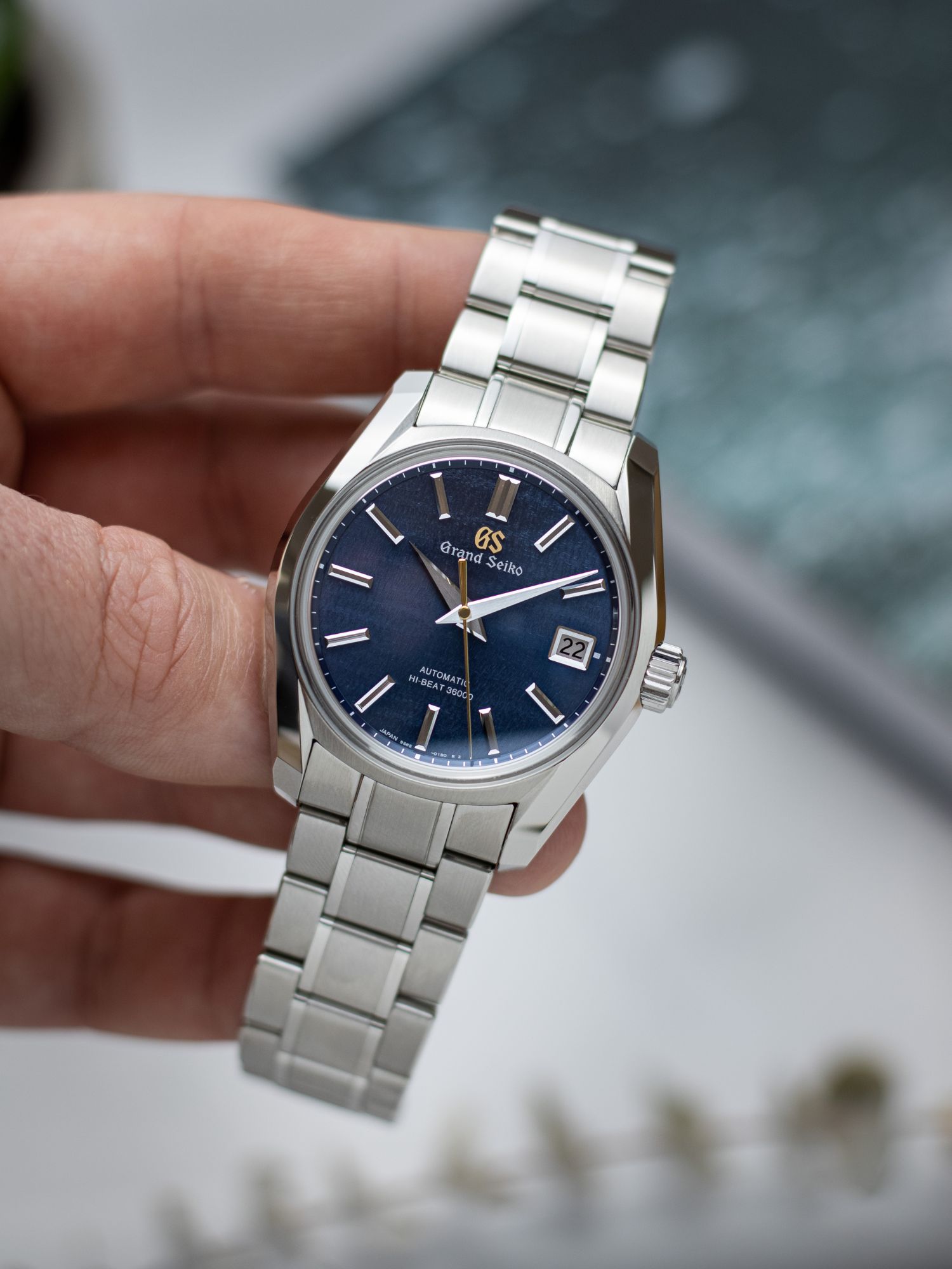 Grand Seiko Shubun in der Hand