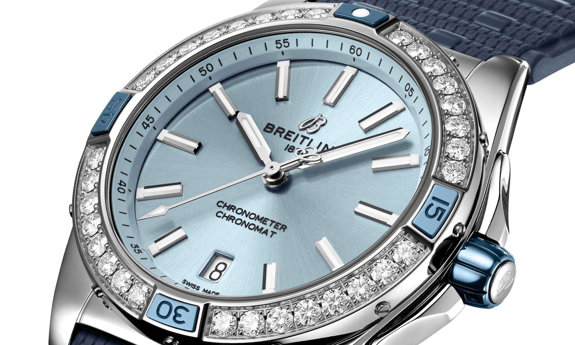 Breitling Chronomat 38 mit eisblauem Zifferblatt und Diamant-besetzter Lünette