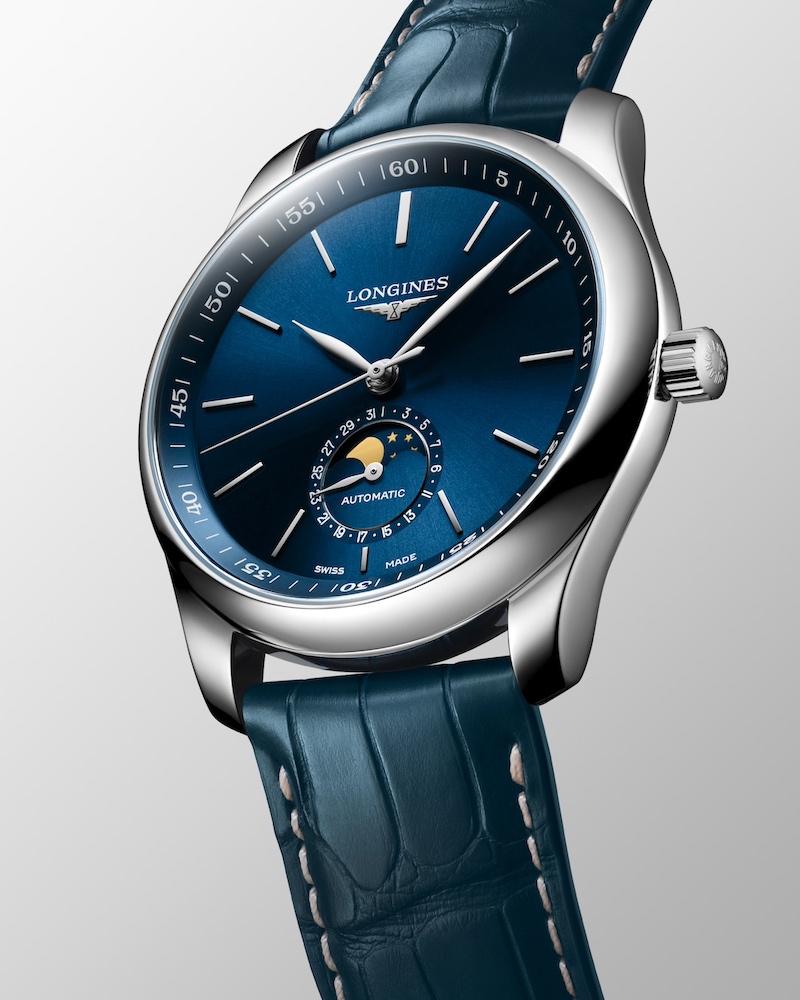 Longines Master Collection mit blauem Zifferblatt und Lederarmband