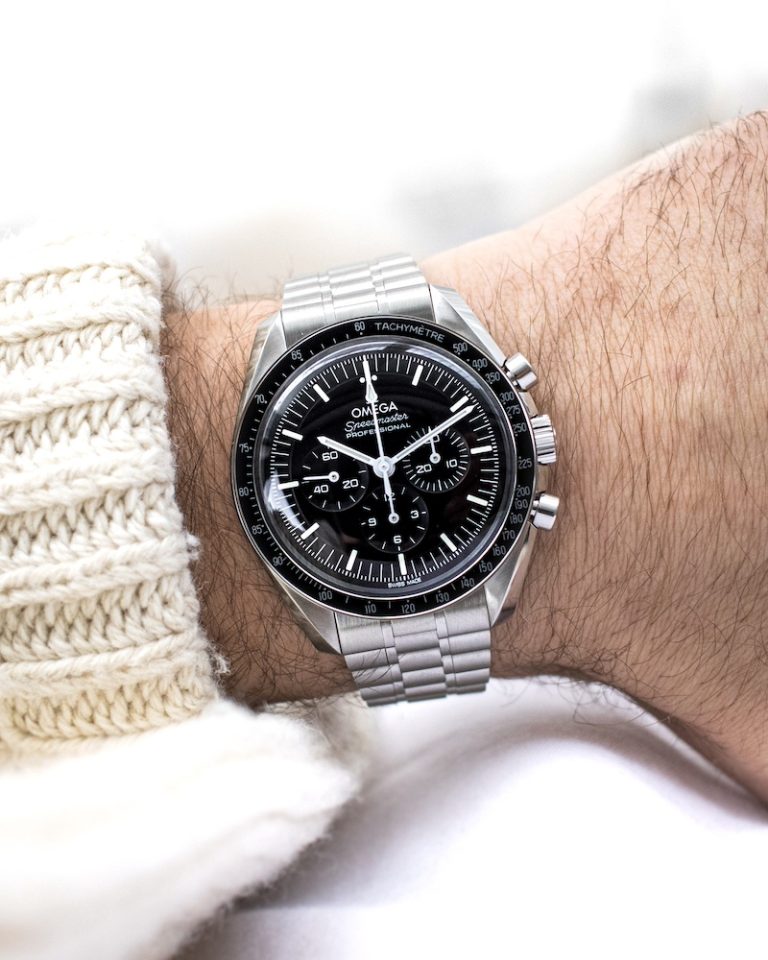 Omega Speedmaster Hesalit am Handgelenk