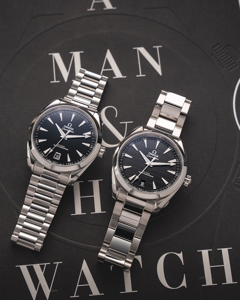 OMEGA Seamaster Aqua Terra mit Lack Zifferblatt auf Buch