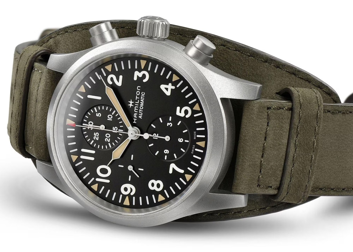 Seitliche Nahaufnahme des Hamilton Khaki Field Auto Chronographen.