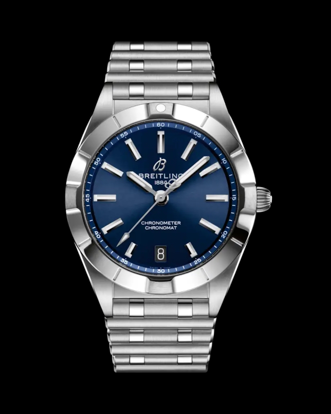 Breitling Chronomat 32 Blau Vorderseite in Nahaufnahme