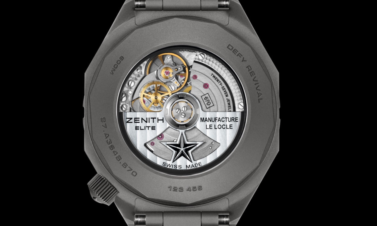 Gehäuseboden der Zenith Defy Revival auf schwarzem Untergrund