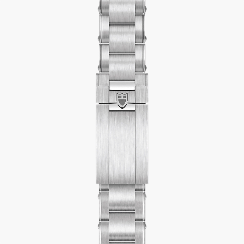 TUDOR Black Bay 58 GMT Band und Schließe auf weißem Hintergrund