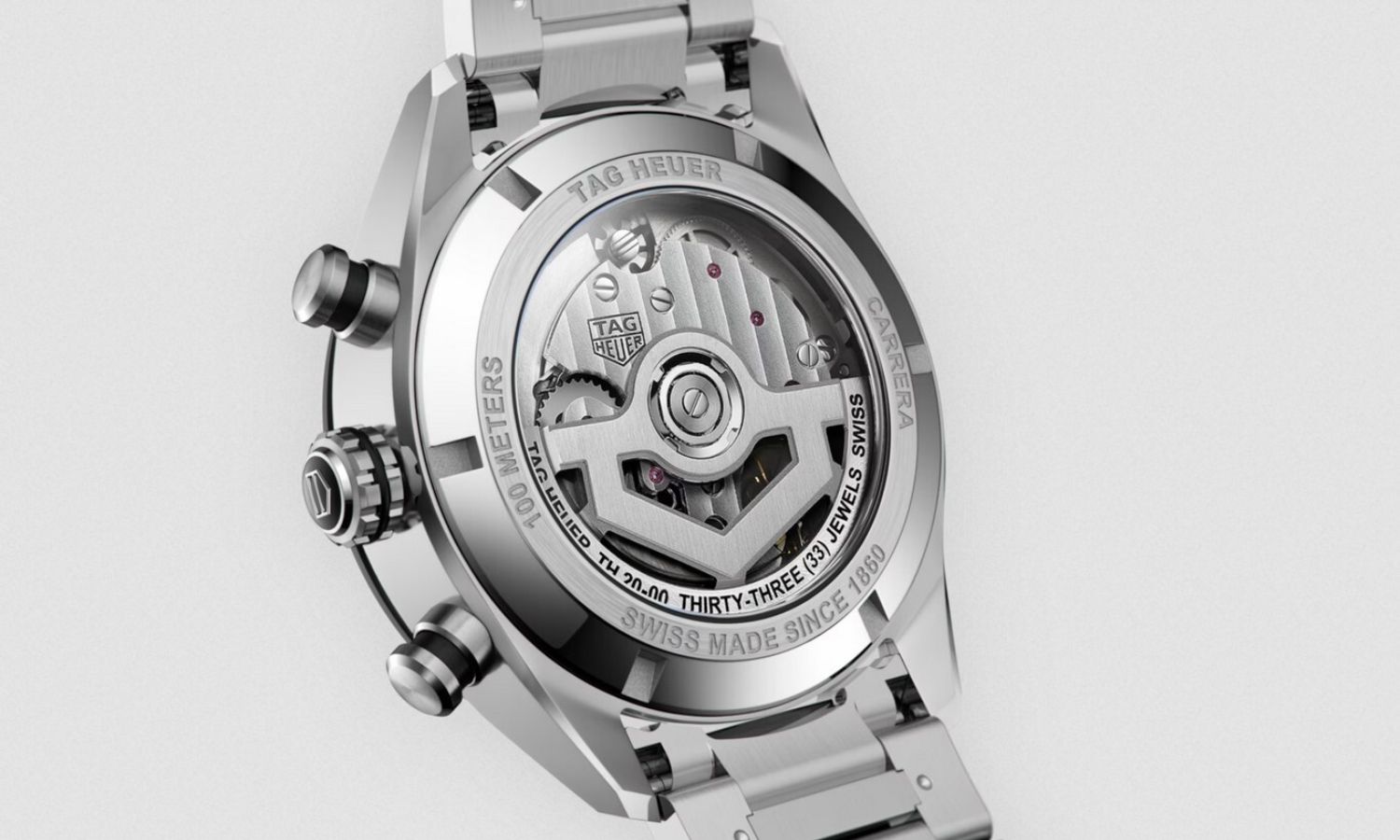 Das Calibre Heuer 02 der TAG Heuer Carrera Calibre Heuer 02 abgebildet vor hellgrauem Hintergrund