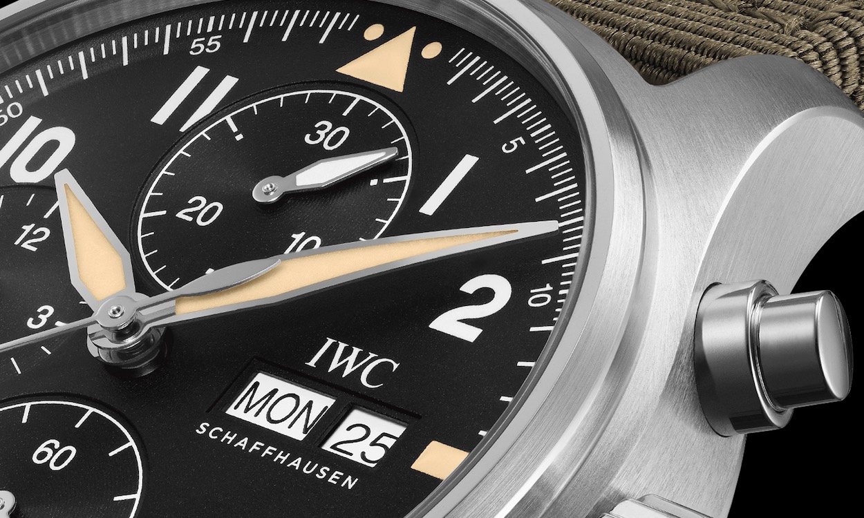 Zifferblatt der IWC Pilots Watches Spitfire mit der Referenz IW387901 in Nahaufnahme
