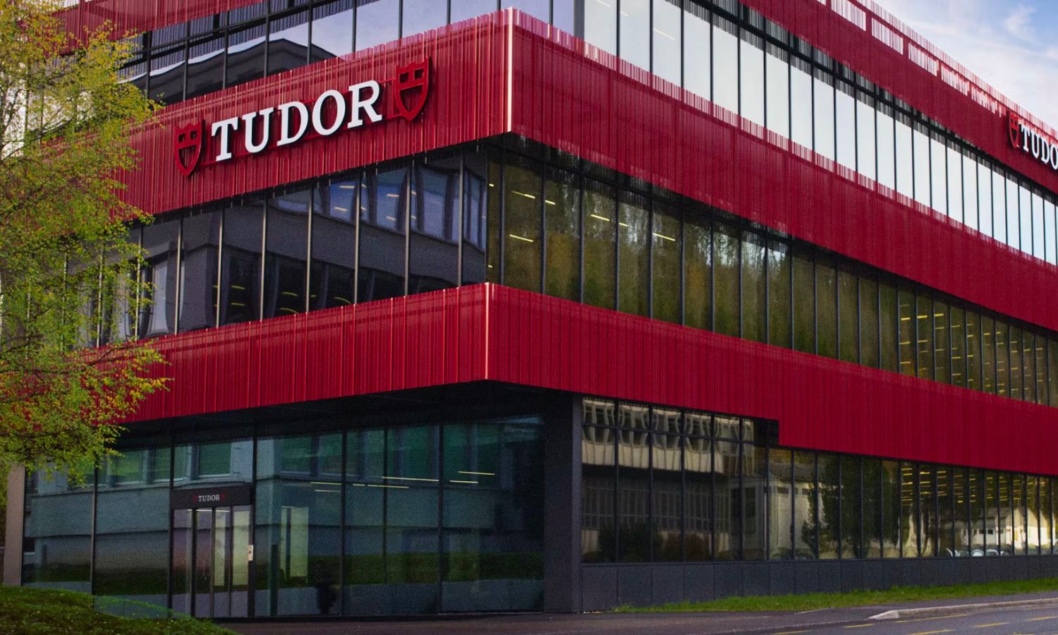 Blick auf das Gebäude von TUDOR.