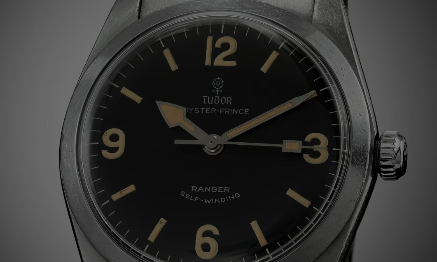 Blick von vorne auf die TUDOR OYSTER PRINCE RANGER 7995/0 (1969)